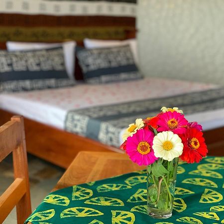 Lemon Beach Resort Elmina Екстер'єр фото